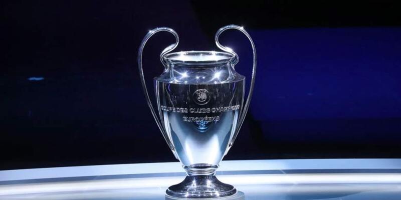 Tại sao UEFA Champions lại được nhiều người săn đón